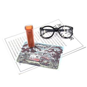 OEM 2 Trong 1 8Ml Chai Không Cồn Có Thể Tháo Rời Màn Hình Thiết Kế Kính Mắt <span class=keywords><strong>Lens</strong></span> Clean Cleaner <span class=keywords><strong>Cleaning</strong></span> Spray <span class=keywords><strong>Kit</strong></span> - Product Image 4