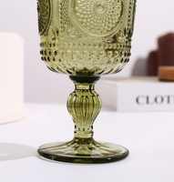 Gobelet à vin de luxe vintage gaufré vert olive, verre teinté sans plomb à motifs multiples pour vin, jus et cocktails