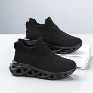 Zapatillas de running de malla transpirables para niños, estilo calcetín de una pieza, para primavera - Product Image 2