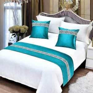 Professional Resort <b>Bedding</b> Collection Soft Breathable Cotton <b>Bedding</b> Set Durable Customized Design for Hotel Use - Product Image 2