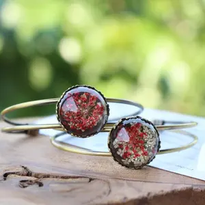 Custom Retro Stainless Steel Jewelry Boho Queen Anne's Lace Dried Flower Adjustable Cuff Bangle for Women