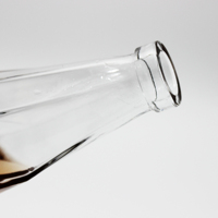 Bouteille en verre cristal de luxe personnalisée 350ml 500ml 750ml pour spiritueux, soda pétillant, jus et eau minérale avec bouchon ROPP et machines
