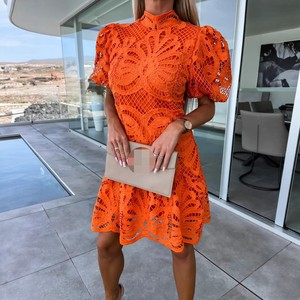 Vestidos Cortos de Mujer con Encaje Floral Soluble en Agua, Diseño Sexy y Moderno - Product Image 4