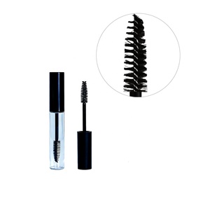 La bouteille transparente <span class=keywords><strong>contient</strong></span> 10ml de cils; <span class=keywords><strong>il</strong></span> est recyclable et facile à transporter. - Product Image 1