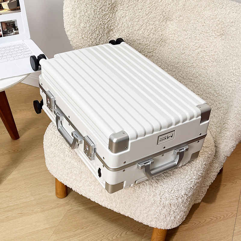 nouveau modèle avec porte-gobelet-blanc laiteux
