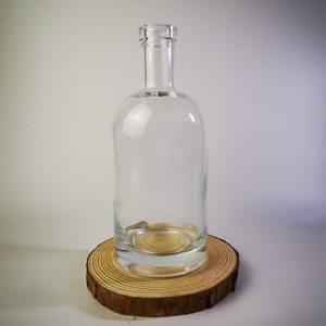 Bouteille en verre vide de 750 ml de haute qualité pour vin, café, <span class=keywords><strong>liqueur</strong></span>, avec bouchon couronne et traitement de surface par gravure acide pour <span class=keywords><strong>liqueur</strong></span> - Product Image 3