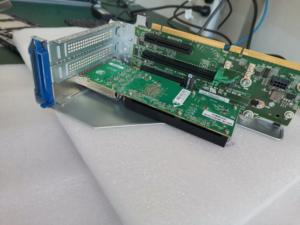 Großer Lagerbestand HPE DL380 Gen10 Primär-PCIe/<span class=keywords><strong>M</strong></span>.2-Riser-Board 809461-001 für HPE PROLIANT DL380/ DL385/ DL560 G10 (GEN10) - Product Image 4