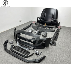 Kit carrosserie MY17 style OEM en PP pour GTR R35 : pare-chocs, capot, phares, feux arrière, finition brillante, tissage sergé, ajustement 1:1 - Product Image 4