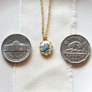 Collar con Colgante de Oro Rosa con Diseño Floral Vintage para Regalo, Diseño Personalizado, Acero Inoxidable, Collar Antiguo - Product Image 6