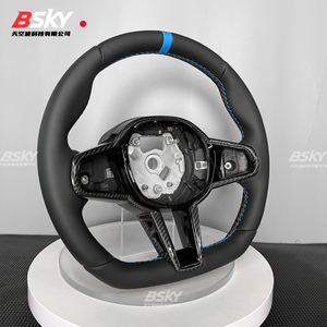 Cubierta de Carbono para Volante Estilo CS Compatible con <span class=keywords><strong>BMW</strong></span> G80 G82 G20 G30 F80 F82 F87 F12 F86 F33 F85 F30 F10 M2 M3 M4 M6 - Product Image 2