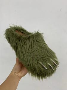 Nuevas Sandalias de Moda con Garras de Oso de Peluche, Zapatos Personalizados de Fábrica, Sandalias de Verano con Parte Superior de Felpa Suave, Logotipo Personalizado - Product Image 3