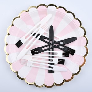 Vente en gros usine : Rasoir, Tue-moustiques, Presse-ail, Brosse <span class=keywords><strong>de</strong></span> nettoyage en fibres chimiques, Broyeur à cigarettes, Brosse pour fentes et interstices 15 - Product Image 2
