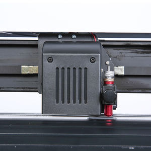 آلة قطع ونقش بعرض 720 مم لقطع الفينيل والملصقات طراز 720HE - Product Image 3