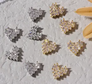 New Love Heart Diamond Nail Art Charme Jóias Super Flash Heart Shaped Zircon Diamond Nail Acessórios