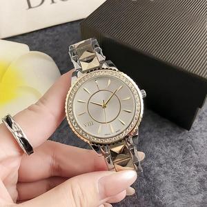 Reloj automático de lujo de alta calidad para hombre, marca personalizada de acero inoxidable cuadrado con opciones de banda de cuero de plástico, estilo de cartón - Product Image 3