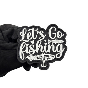 Distintivo/Emblema in PVC 'Lets Go Fishing' per Abbigliamento da Pesca, Attrezzatura da Viaggio, Abbigliamento Outdoor e Decorazione Street Fashion - Product Image 3