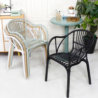 Chaise de salle à manger noire EaseNeat au design simple pour café, restaurant, mobilier de jardin