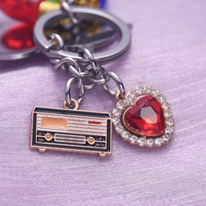 Llavero Promocional de Aleación de Zinc con Diseño de Animal de Dibujos Animados, Llavero de Esmalte Suave 2D 3D, Llavero de Metal Personalizado con Letra - Product Image 6