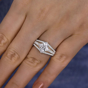 Elegante Anello da Sposa per Donne, Stile Moderno e Lussuoso, Accessorio per Dito da Cerimonia - Product Image 6