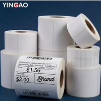 Rouleau de papier thermique PET transparent personnalisé, papier thermique auto-adhésif durable pour les étiquettes de point de vente, les étiquettes de distributeur automatique, les étiquettes de rayonnage et les codes-barres logistiques