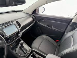 Kia Sportage 2014 Usado, 2.0L, Volante a la Izquierda, GLS, Buen Estado, SUV, Vehículo a Gasolina, Eficiente en Consumo de Combustible, Auto Familiar en Ghana - Product Image 5