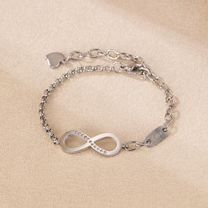 สร้อยข้อมือแฟชั่นแบบใหม่ล่าสุด สแตนเลส สไตล์โซ่และห่วง ดีไซน์รัก ความไม่มีที่สิ้นสุด สำหรับ<span class=keywords><strong>คู่</strong></span>รัก พร้อมจี้<span class=keywords><strong>เลข</strong></span> 8 สไตล์ INS - Product Image 3