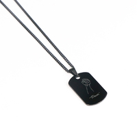 Chaîne cubaine fine gourmette en acier inoxydable Collier avec étiquette FREEDOM gravée sur mesure pour hommes en noir et argent