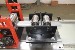 U-Type Roldeur Frame Makende Machines Sluiterdeur Rolvormmachine Rolluik Deurpaneel Rolvormmachine