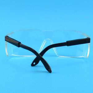 משקפי מגן שקופים מפוליקרבונט, הגנה מפני קרינת UV, משקפי בטיחות קלים עם זרועות מתכווננות - Product Image 4