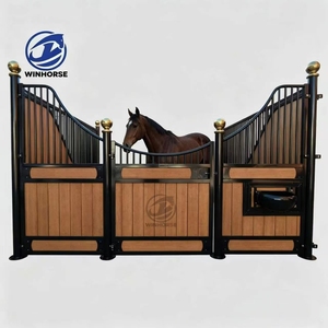Écurie à chevaux portable avec toit, <span class=keywords><strong>abri</strong></span> <span class=keywords><strong>mobile</strong></span> pour chevaux en plein air, préfabriqué, remplissage en planches de bambou, style européen - Product Image 3