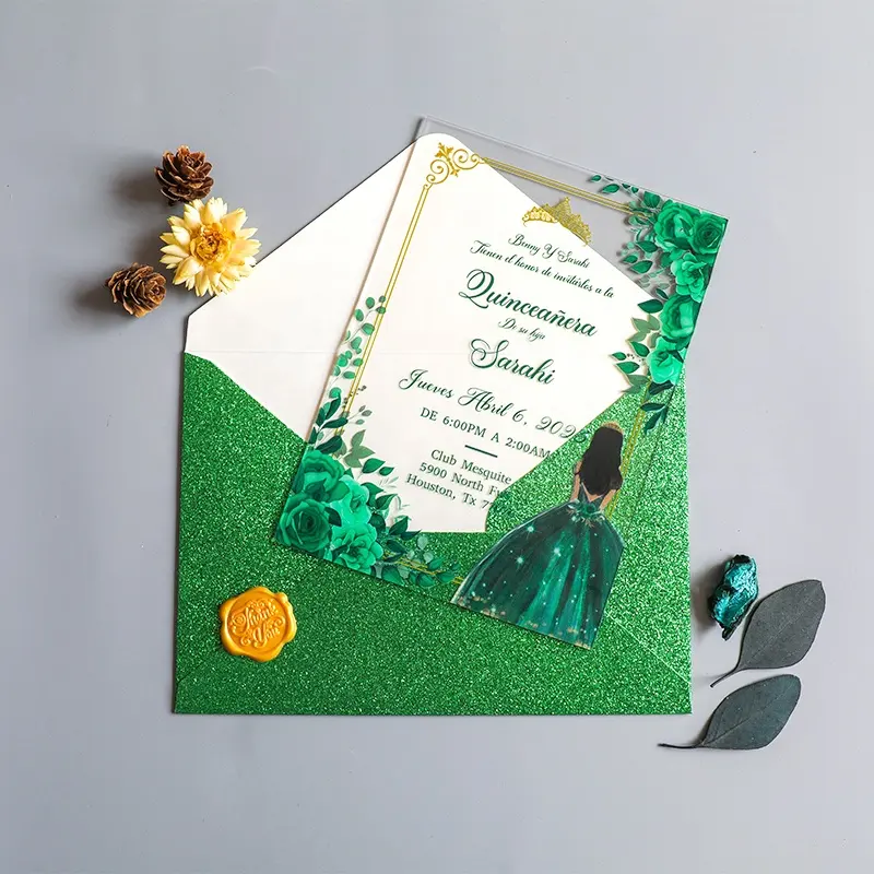 Personalizza il tuo Design trasparente acrilico Quinceanera festa di compleanno carta di invito a nozze con busta Glitter verde