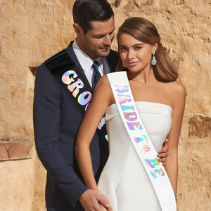 Kit Personalizzato di Fasce in Raso Iridescente 'Bride' e 'Groom' 2 Pezzi, Decorazioni Ecologiche Riutilizzabili <span class=keywords><strong>per</strong></span> <span class=keywords><strong>Addio</strong></span> <span class=keywords><strong>al</strong></span> <span class=keywords><strong>Nubilato</strong></span> e San Valentino - Product Image 4