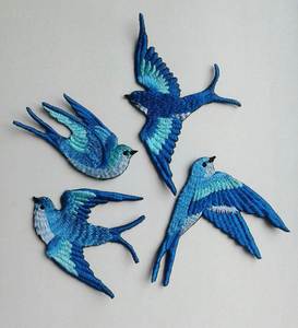Parches Bordados Personalizados de Diseño para Ropa, Bolsos y Chaquetas con Apliques de Pájaro Azul Golondrina, Termoadhesivos o para Coser - Product Image 3