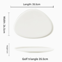 Assiette à dîner triangulaire irrégulière minimaliste en céramique blanche, plat de service moderne pour steak, restaurant, mariage et repas à domicile