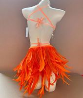 Ensemble 3 pièces de costume de danse du ventre perlé à la main : soutien-gorge, bas et mini-jupe à plumes pour tenue de rave EDC, défilé du Mardi Gras, Jouvert, Showgirls