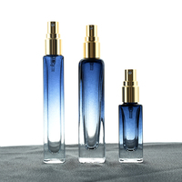 Vente en gros Réutilisable 5ml 10ml 15ml Dégradé Bule Parfum Vaporisateur Carré Verre Pulvérisateur Bouteilles Vides avec Couvercle Carré