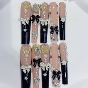 Uñas postizas cuadradas hechas a mano, uñas postizas largas tipo ataúd con diamantes de imitación, lazo de mariposa, punta francesa, uñas postizas reutilizables - Product Image 2