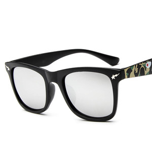 2022 Sao Sét Đinh Tán Cánh Tay In Hoa Văn Khắc Gương Tròn Nữ Gafas Polarizadas Uv400 Logo Kính Râm - Product Image 3