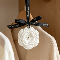 Diffuseur d'huiles essentielles en plâtre parfumé, fait main, en forme de fleur de porcelaine, pour voiture, armoire et maison