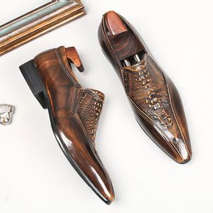 Chaussures en cuir pour hommes de style britannique - Chaussures pour hommes en cuir véritable et cuir verni à bout pointu, style coréen tendance, pour affaires et occasions décontractées - Product Image 2