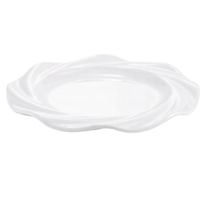 Assiettes en mélamine blanche élégantes de luxe avec logo Bols à vaisselle de luxe Assiettes à dîner creuses en gros - Product Image 1