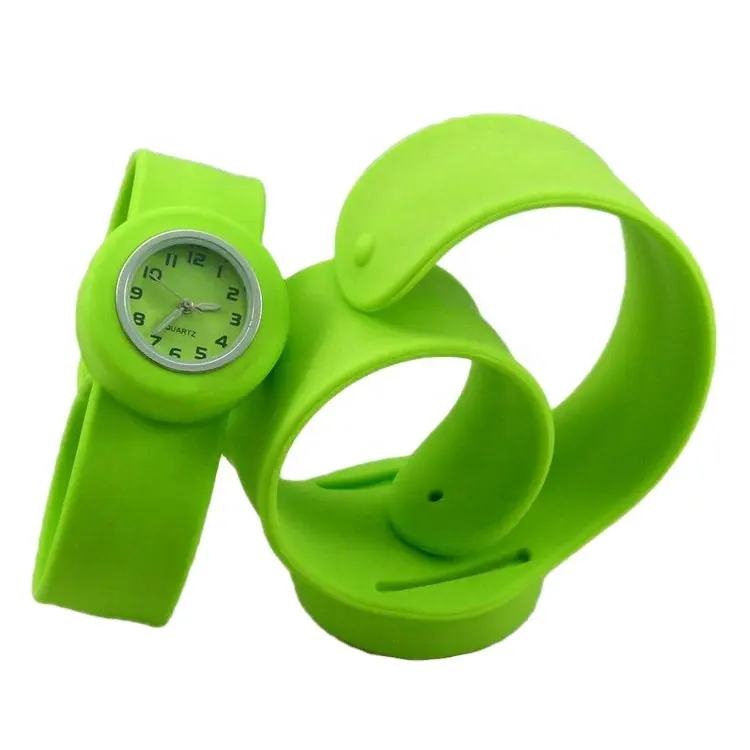 Different colors silicone summer promotion snap watch for kids fashion hot watch