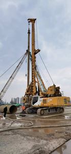 Bon état utilisé année 2018 Bauer BG38 Pilote de pile utilisé Bauer BG15 BG25 BS70 GB24 BG28 Bg40 Treuil hydraulique à tirer vers le bas - Product Image 2