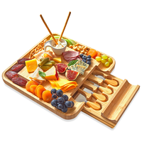 Charcuterieplanken en messenset, bamboe kaasplank, kaas- en vleesplateau, unieke housewarming cadeaus, bruidsdouche cadeau
