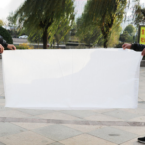 Sacs tissés en plastique blanc, épaisseur personnalisable, imprimables, pour vêtements, logistique, emballage express et colis. - Product Image 1