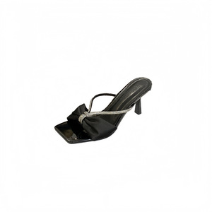 Nuevas Sandalias Mule con Pedrería para Mujer 2026, Estilo Hada Francesa, Tacón Delgado, Pantuflas Deslizantes, Elegantes Tacones Altos para Exteriores que Combinan con Vestidos - Product Image 1