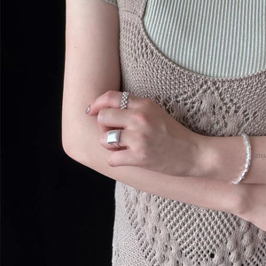 Anillo Geométrico de Plata Cepillada S925, Diseño Abierto Minimalista, Unisex, para Uso Diario - Product Image 4