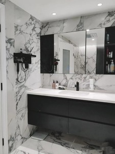 Marmo Arabescato italiano per il bagno un tesoro levigato nel tempo guadagnando una distinta luminosità ogni anno che passa - Product Image 6