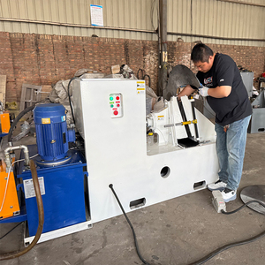 Machine de formage à froid de haute précision pour lames hélicoïdales en acier sectionnelles hydrauliques pour pieux photovoltaïques - Product Image 3