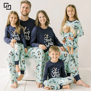 Conjunto de <span class=keywords><strong>Pijamas</strong></span> Familiares Personalizados con Estampado Navideño, <span class=keywords><strong>Pijamas</strong></span> <span class=keywords><strong>a</strong></span> Juego, Ropa de Estar por Casa Suave al Tacto - Product Image 1